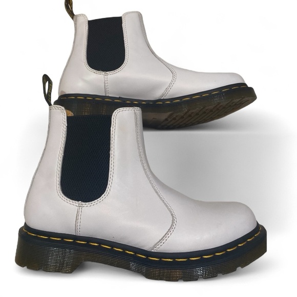 Doc Martins Chelsea Boot in White Smooth Leather Size 9 - Picture 10 of 10